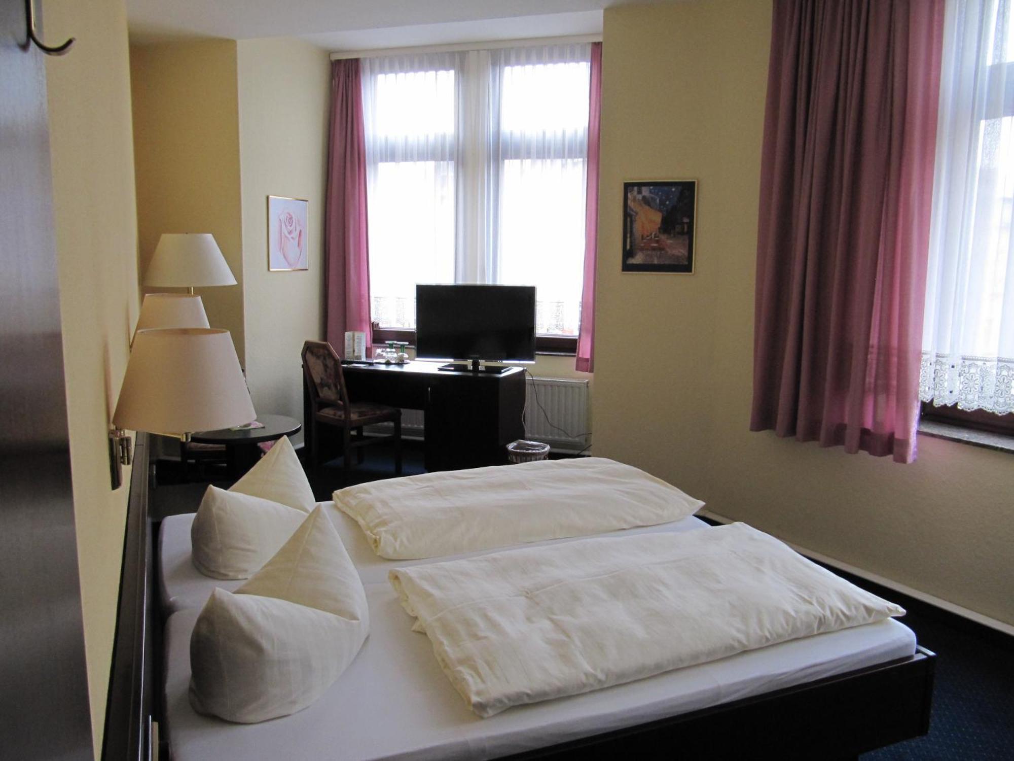 Hotel Wettin Treuen Exterior foto